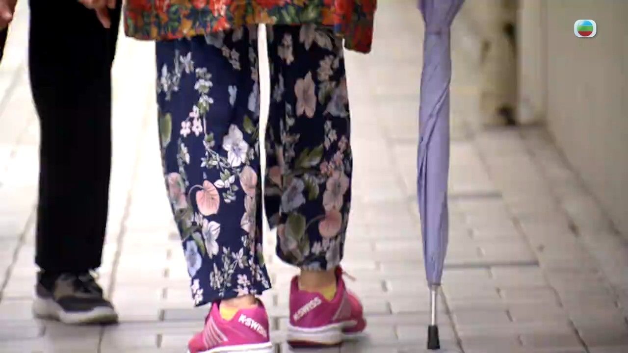 骨質疏鬆症未必有症狀？8類人士要注意！物理治療師教2大簡單動作預防骨質疏鬆