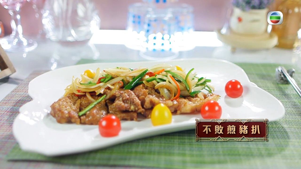 煎豬扒技巧｜三姐教外脆內嫩「不敗煎豬扒」打工仔必學1技巧令豬扒保持肉汁