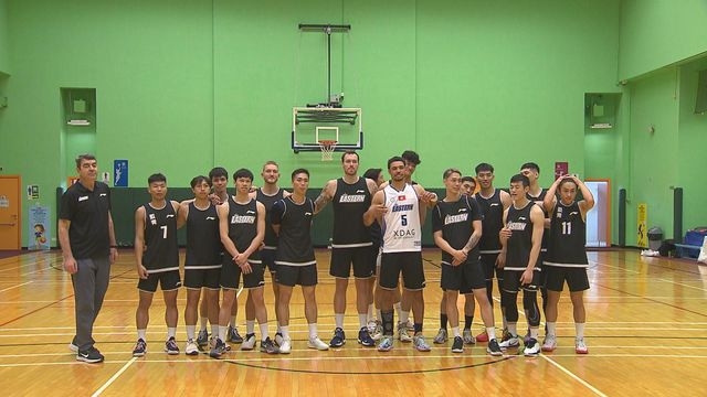 東方籃球隊派出16人出戰亞冠聯賽