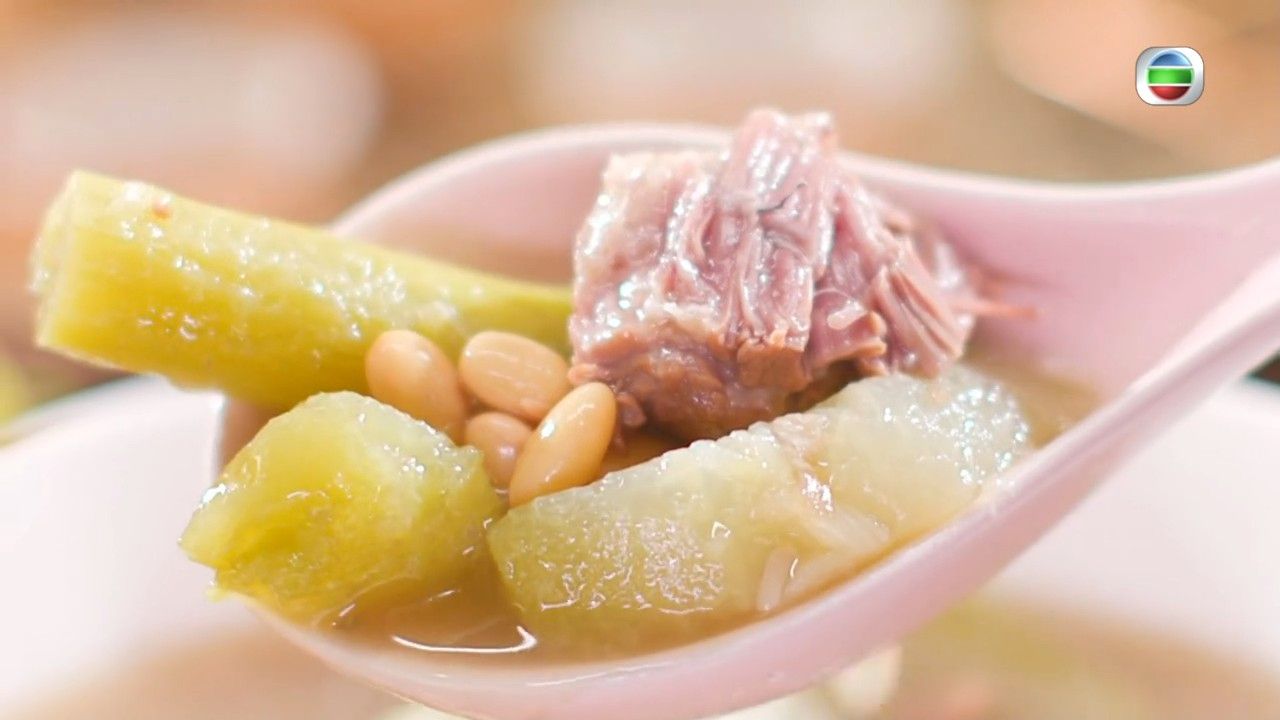 袪濕湯水｜三姐教煲勒莧菜合掌瓜排骨湯 袪濕清熱＋消水腫 2個貼士令湯水更清甜