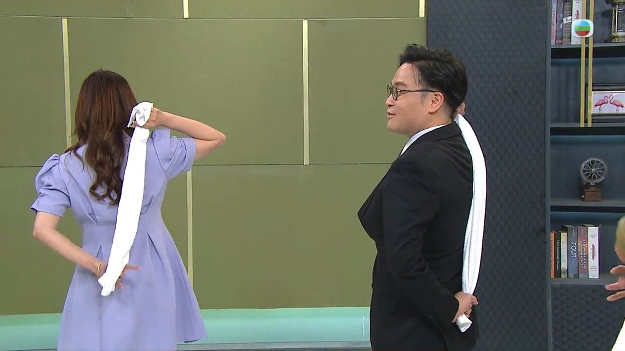 肩周炎｜脊醫解構肩周炎7大成因！教4組舒緩伸展運動＋強化肩膀