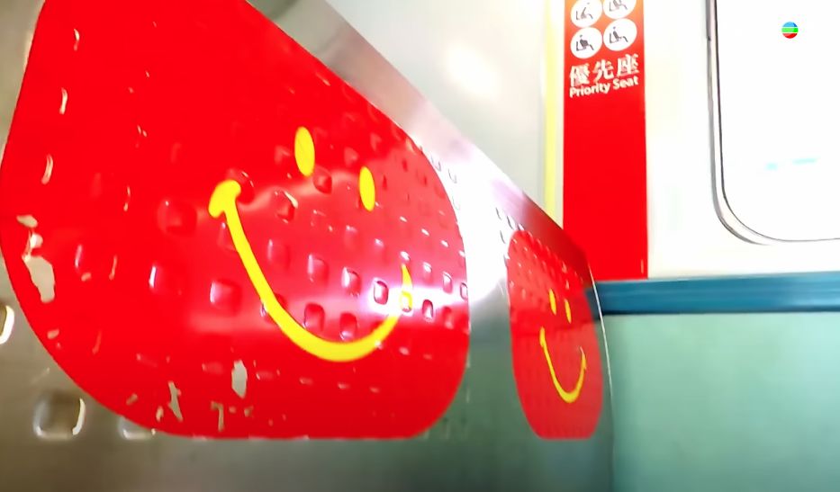 關愛座｜長者坐優先座疑做一舉動「自保」！網民嘆港人搭車壓力大：怕咗鍾意公審嘅人