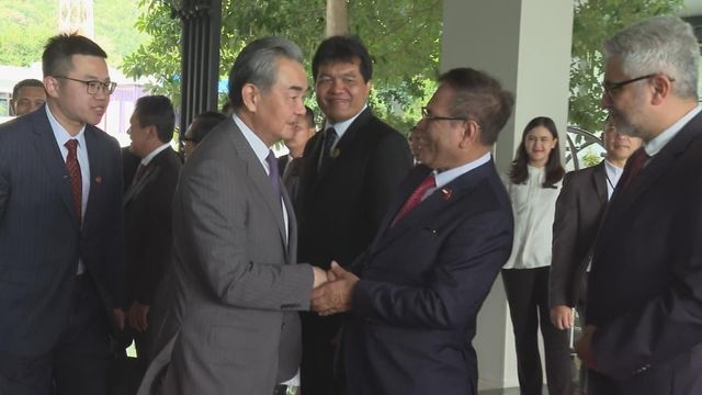 王毅訪印尼指願深化兩國合作 印方稱新總統上任後對華政策不變